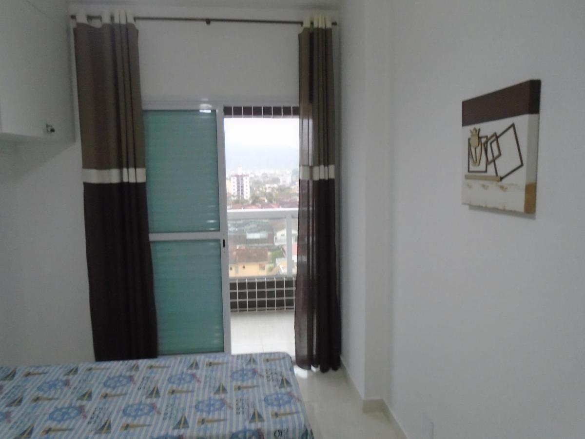 Apartamento Em Mongagua, Frente Ao Mar Bagian luar foto
