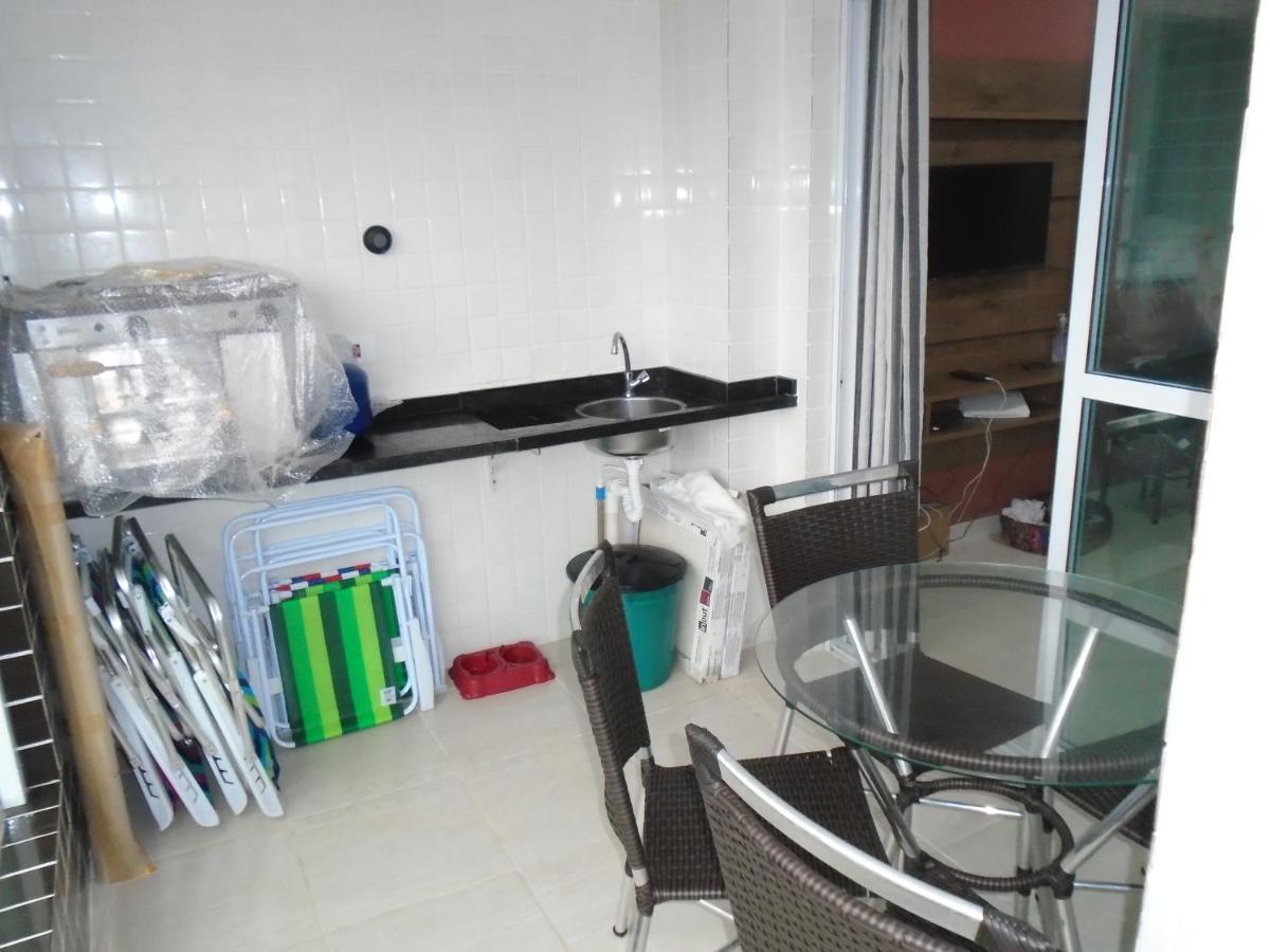 Apartamento Em Mongagua, Frente Ao Mar Bagian luar foto
